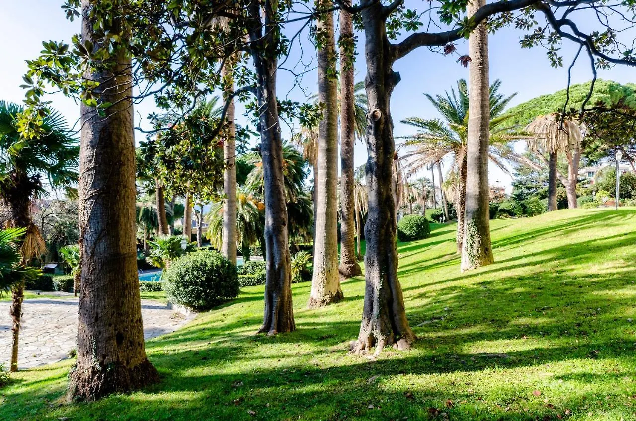 Joivy Apt For 4 With Exclusive Pool And Garden In Nervi Apartment Genoa