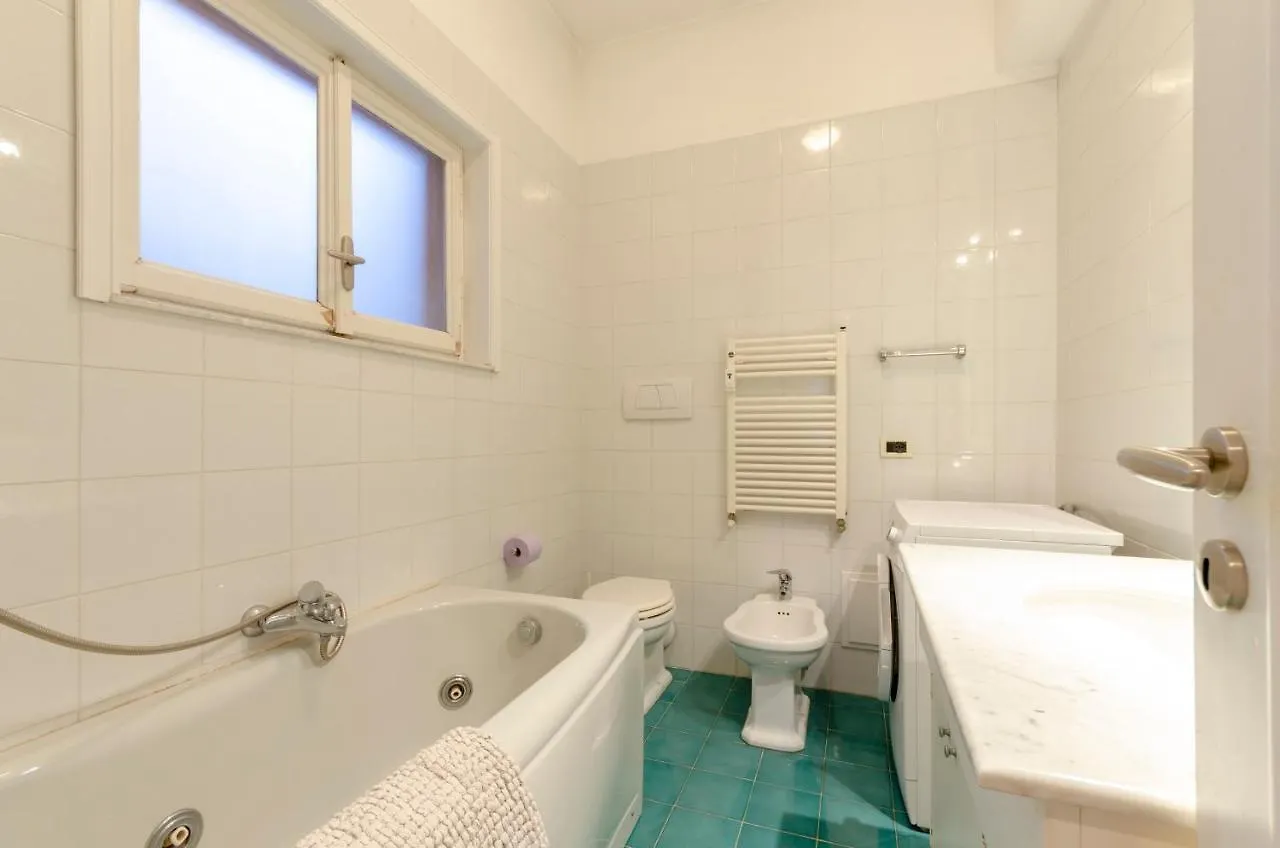 Joivy Apt For 4 With Exclusive Pool And Garden In Nervi Apartment Genoa